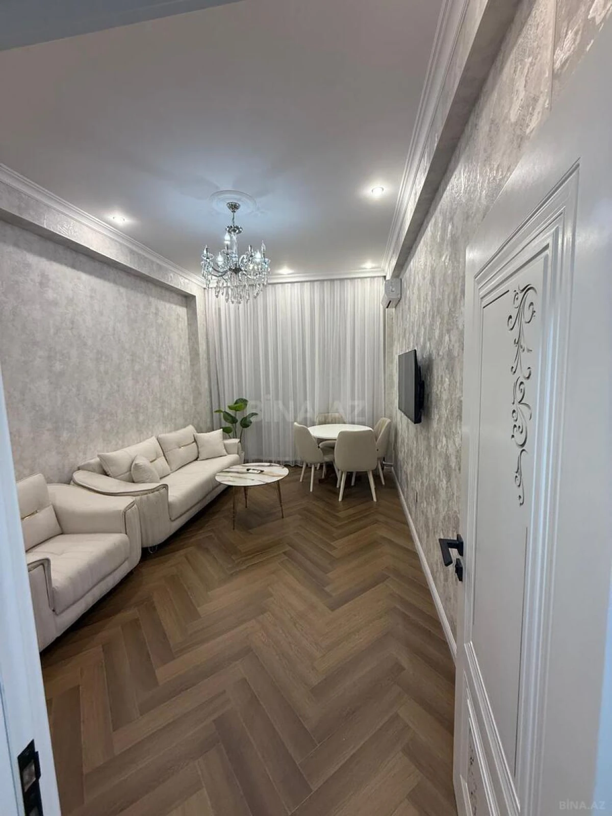 Satılır 2 otaqlı mənzil 55 m²