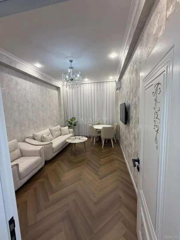 Satılır 2 otaqlı mənzil 55 m²
