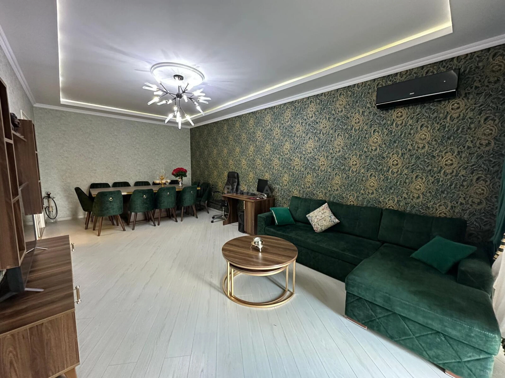 Kirayə verilir 2 otaqlı mənzil 100.5 m²