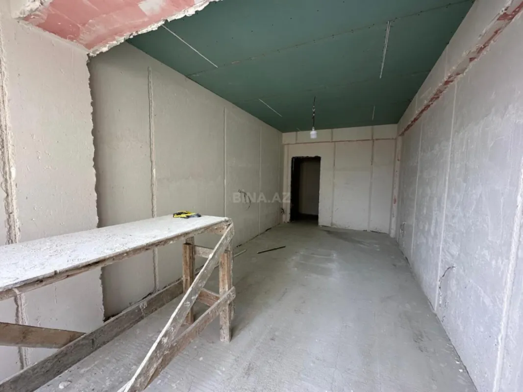 Satılır 3 otaqlı mənzil 121.3 m²