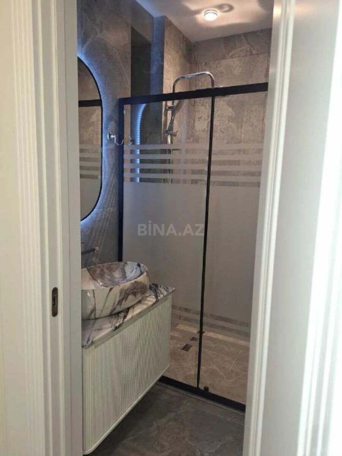 Satılır 2 otaqlı mənzil 80 m²