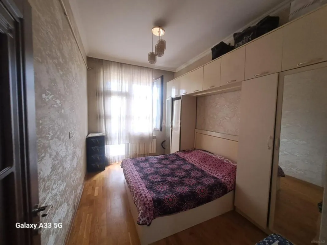 Satılır 2 otaqlı mənzil 55 m²