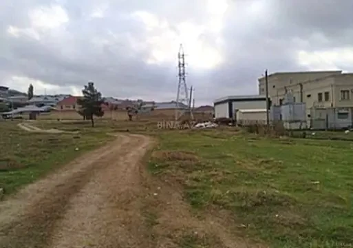 Satılır torpaq sahəsi 556 m²
