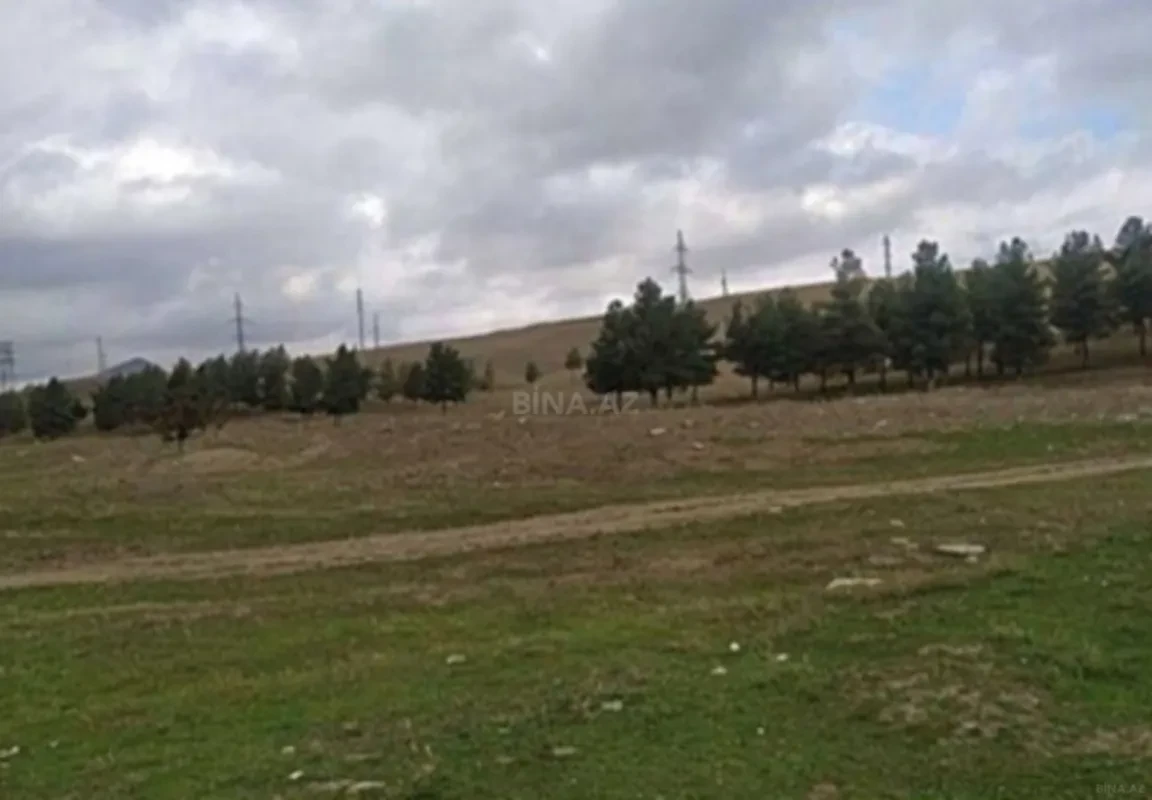 Satılır torpaq sahəsi 556 m²