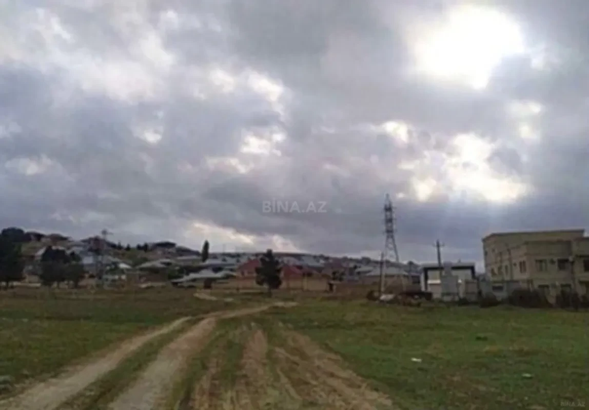 Satılır torpaq sahəsi 556 m²