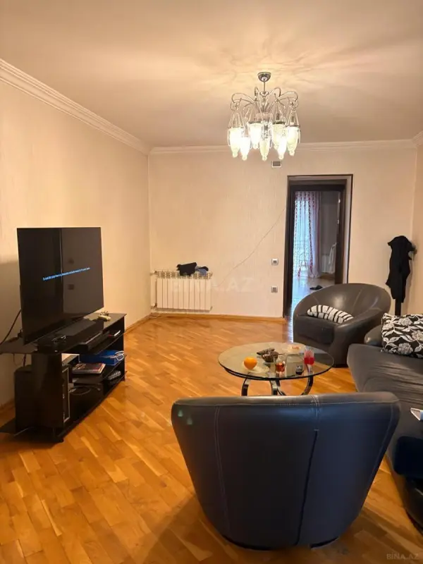 Satılır 2 otaqlı mənzil 66 m²