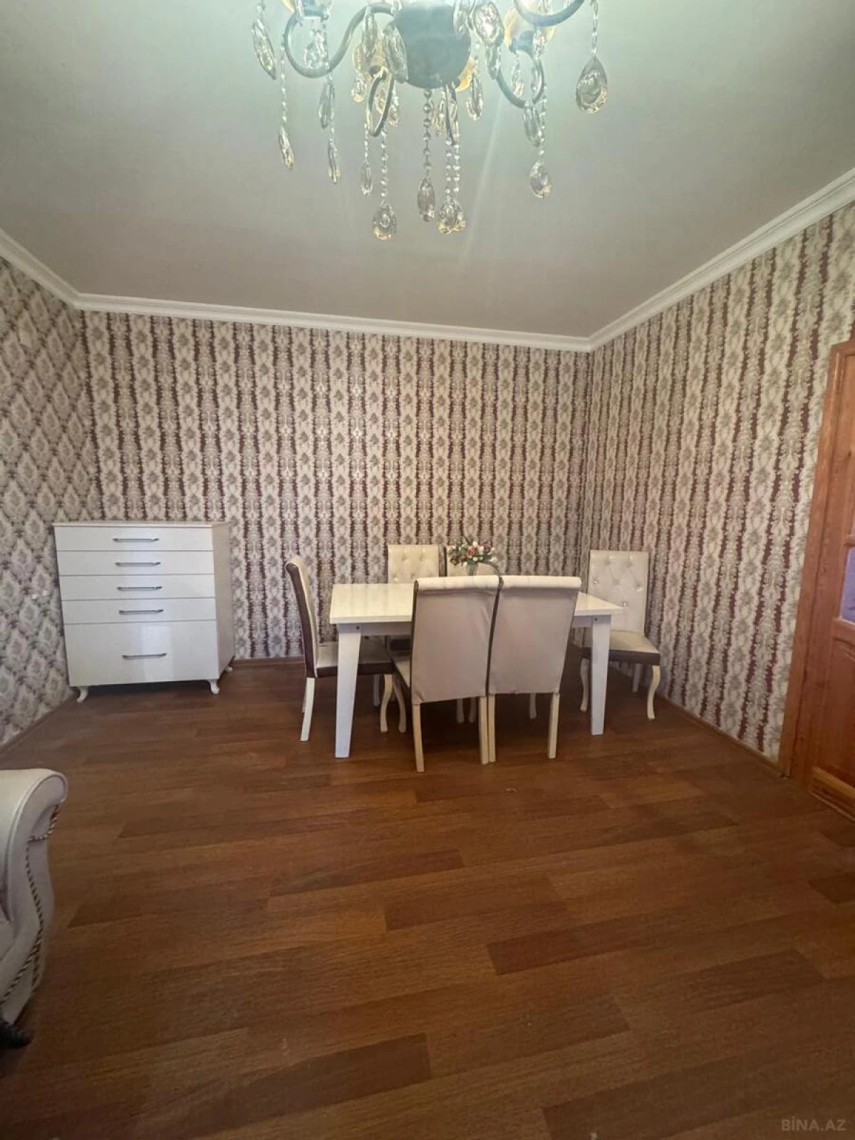 Satılır 1 otaqlı mənzil 42 m²
