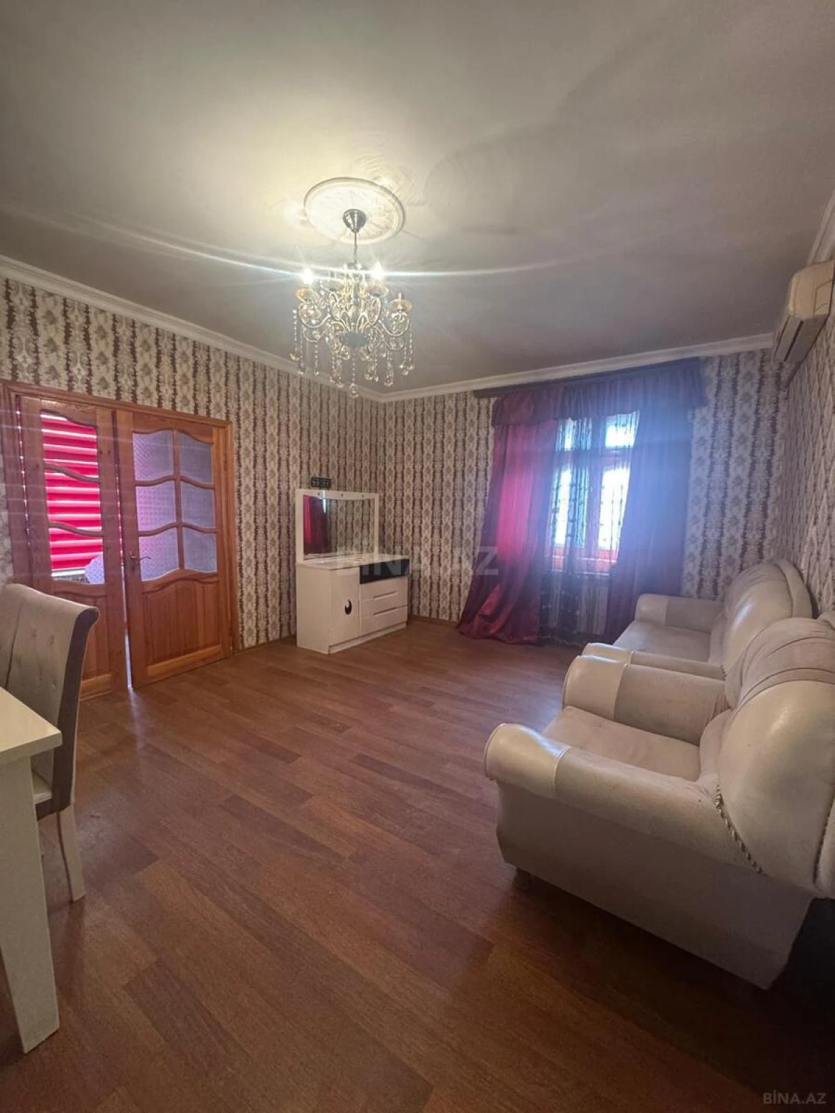 Satılır 1 otaqlı mənzil 42 m²