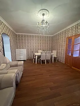 Satılır 1 otaqlı mənzil 42 m²