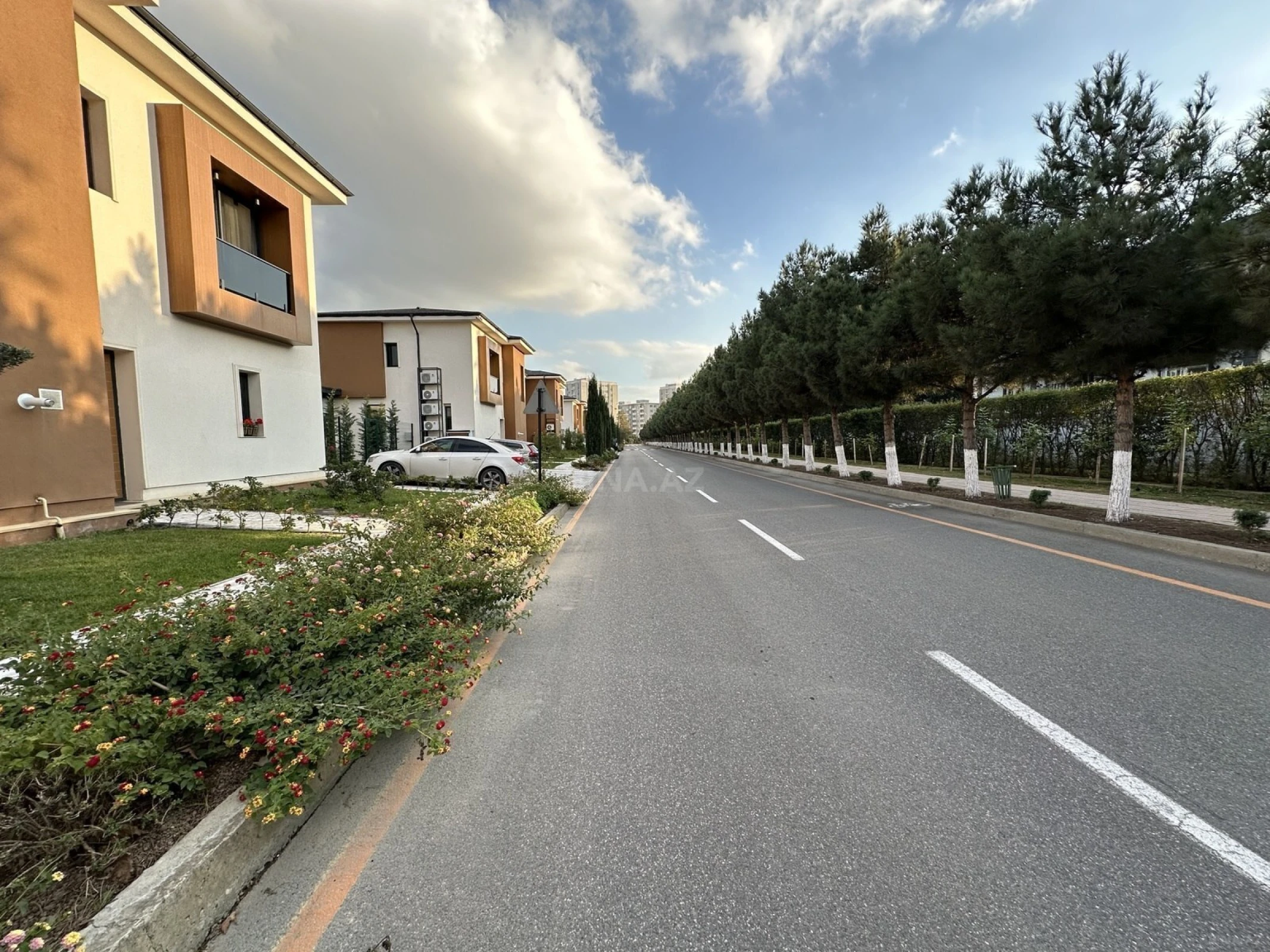 Satılır 3 otaqlı həyət evi 140 m²