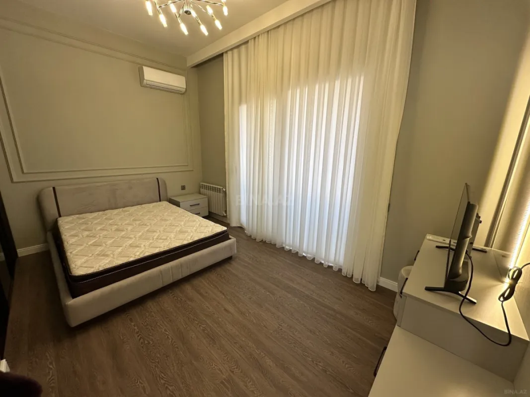 Satılır 3 otaqlı həyət evi 140 m²