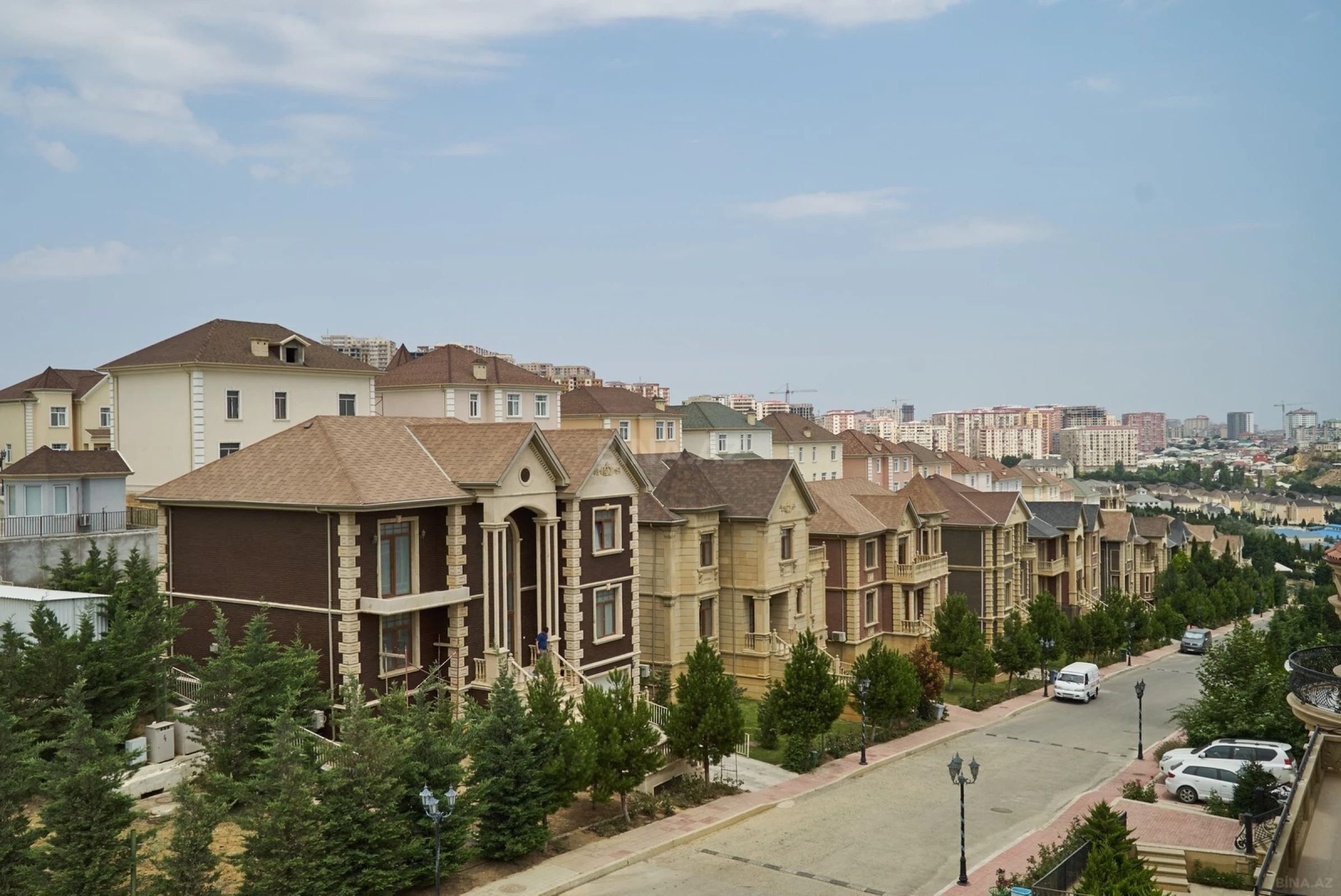 Satılır 3 otaqlı həyət evi 140 m²