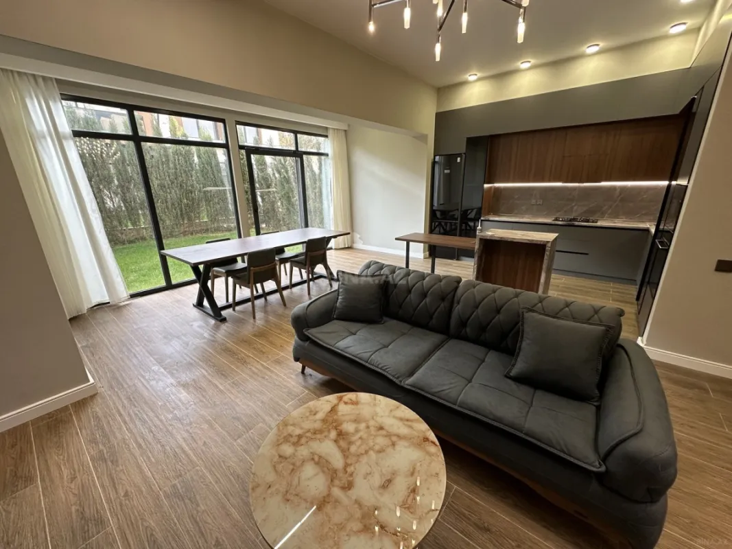 Satılır 3 otaqlı həyət evi 140 m²