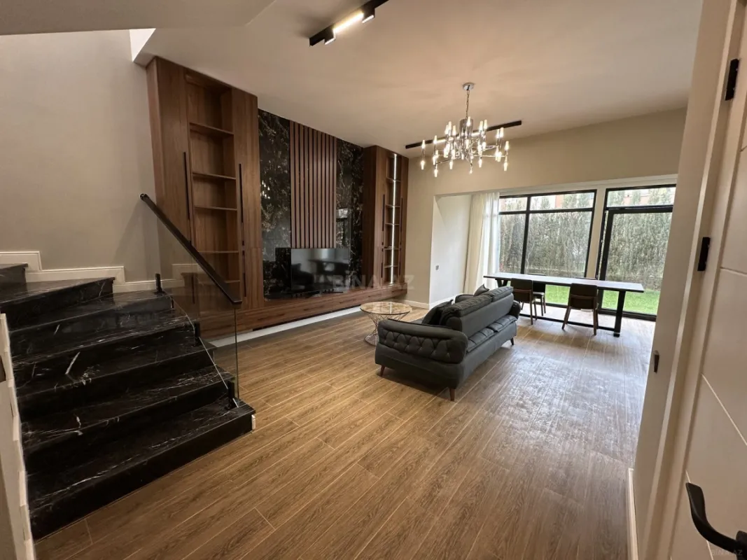 Satılır 3 otaqlı həyət evi 140 m²