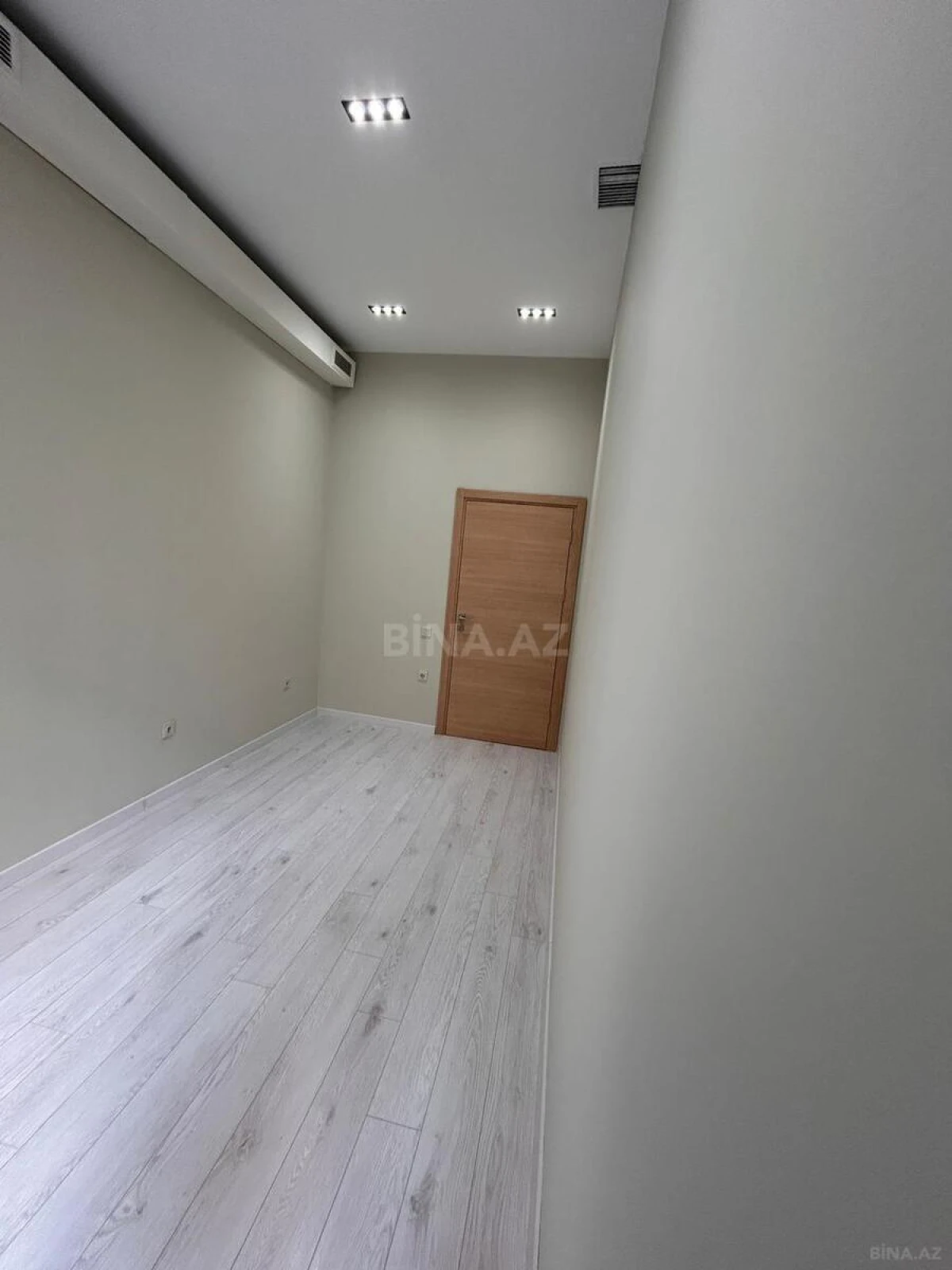 Kirayə verilir obyekt 60 m²