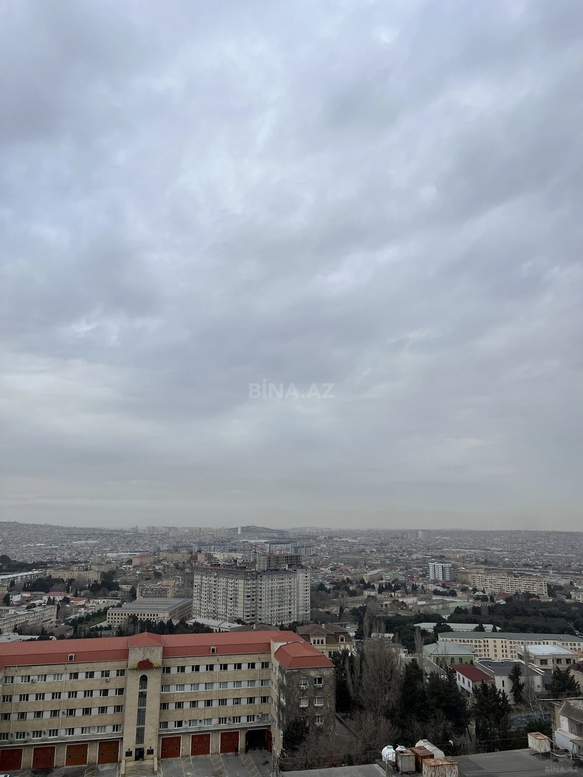 Satılır 2 otaqlı mənzil 89 m²