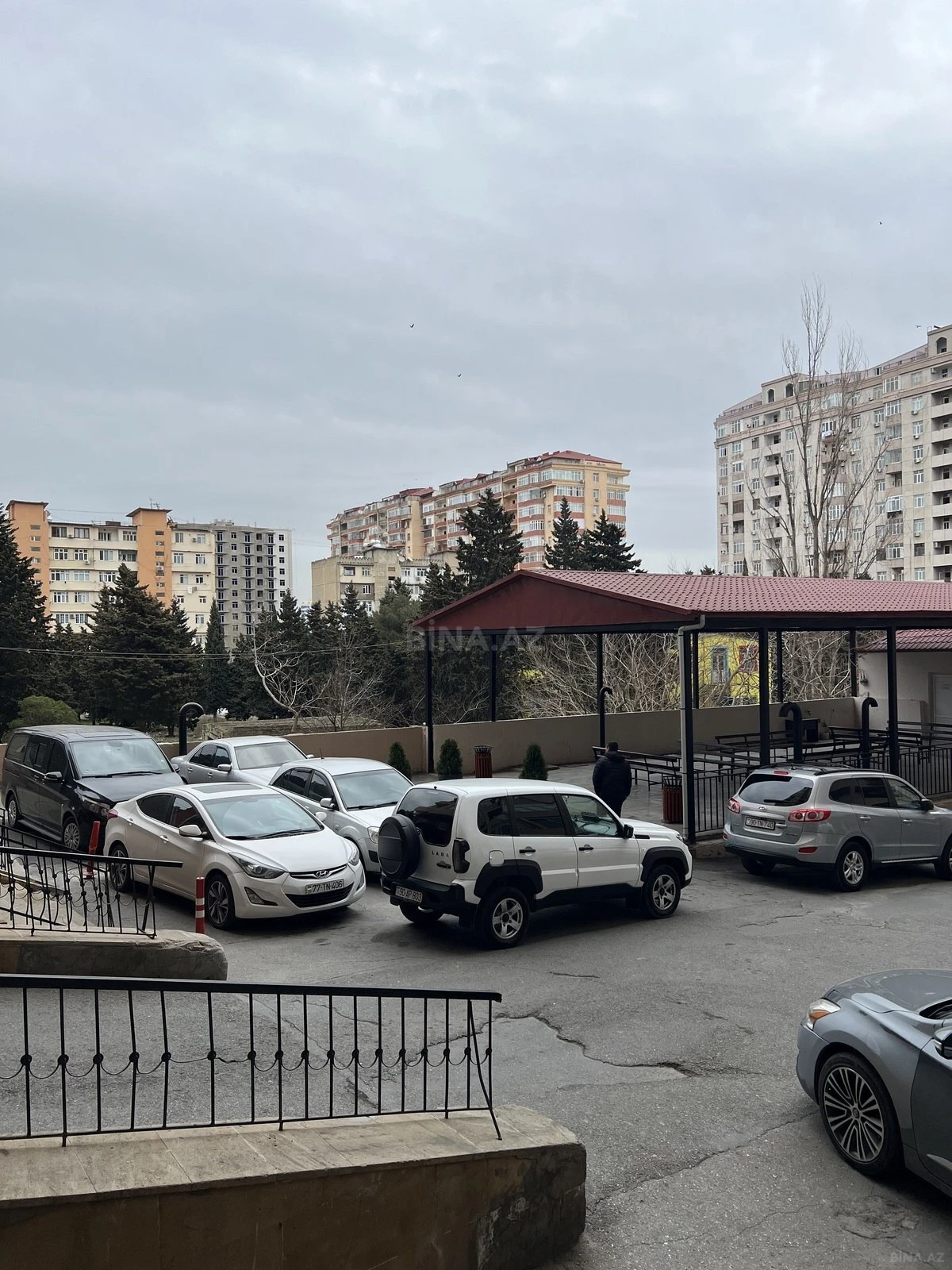 Satılır 2 otaqlı mənzil 89 m²