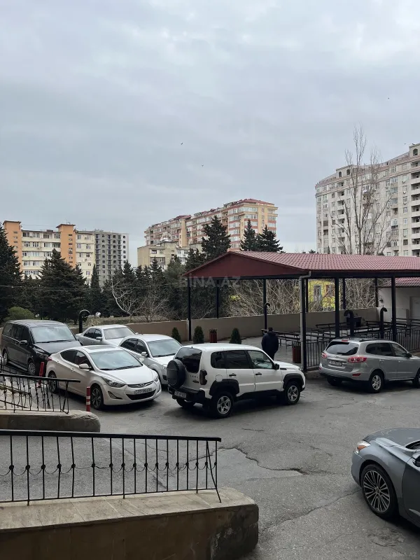 Satılır 2 otaqlı mənzil 89 m²