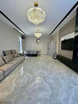 Satılır 4 otaqlı həyət evi 200 m²