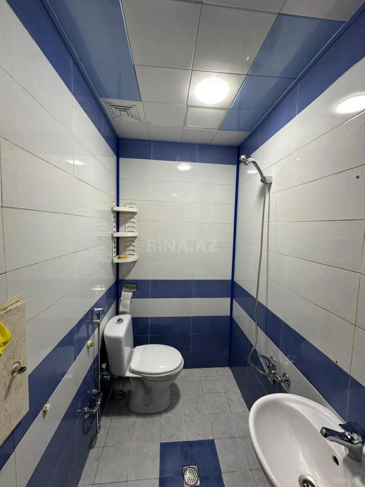 Satılır 2 otaqlı mənzil 62 m²