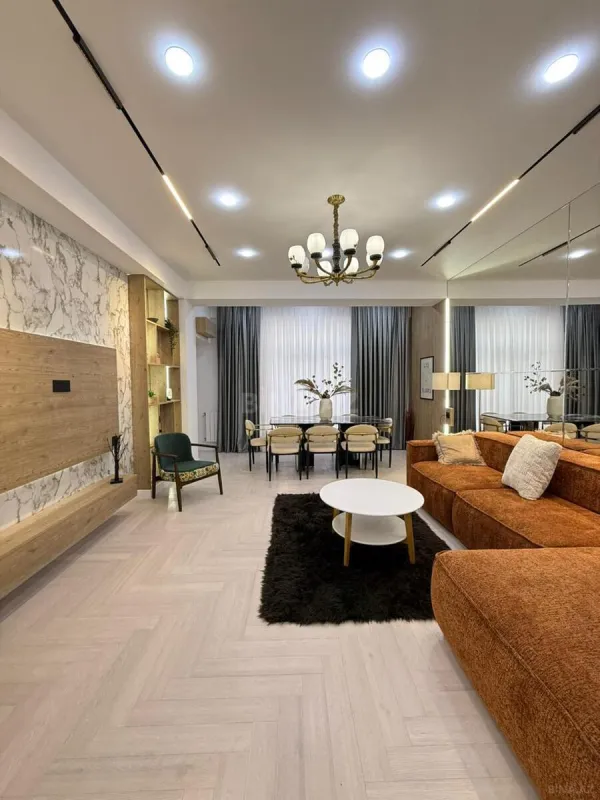 Satılır 3 otaqlı mənzil 117 m²