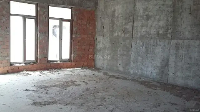 Satılır 3 otaqlı mənzil 156 m²