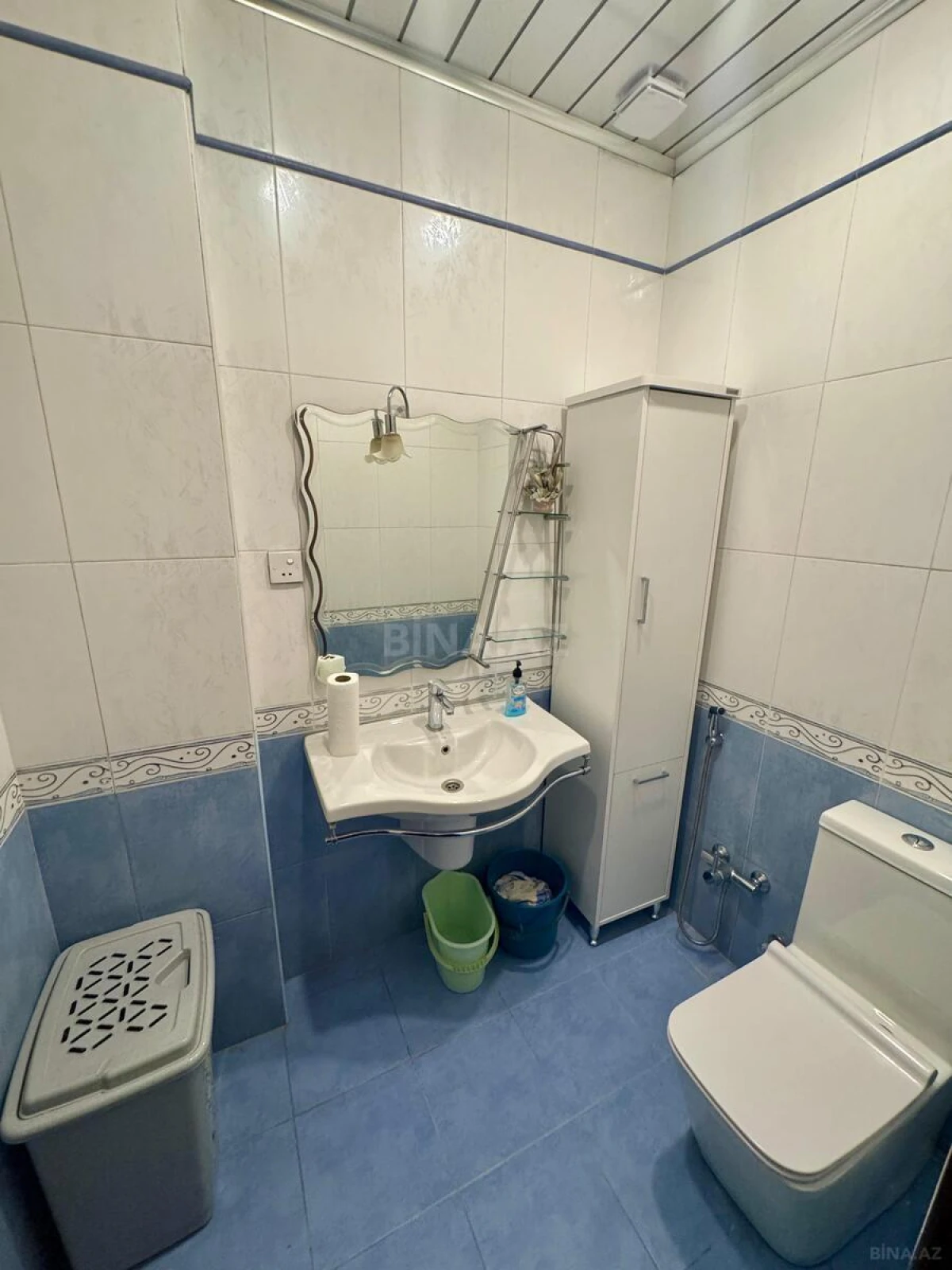 Kirayə verilir 4 otaqlı mənzil 150 m²