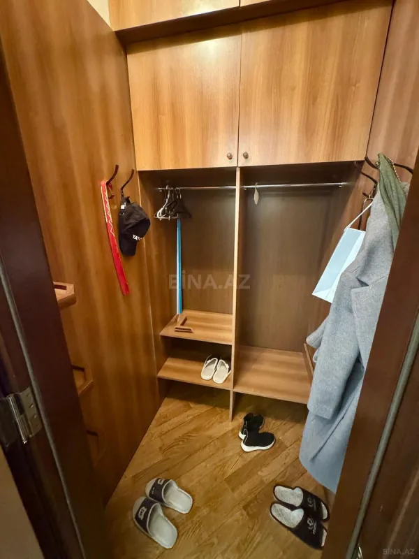 Kirayə verilir 4 otaqlı mənzil 150 m²