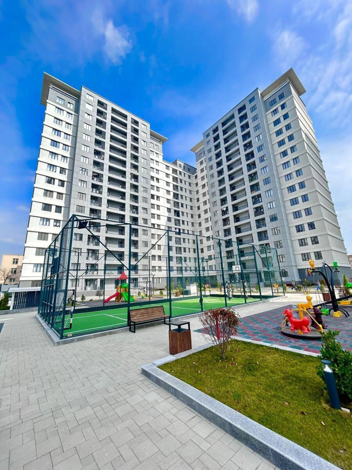Satılır 3 otaqlı mənzil 80 m²