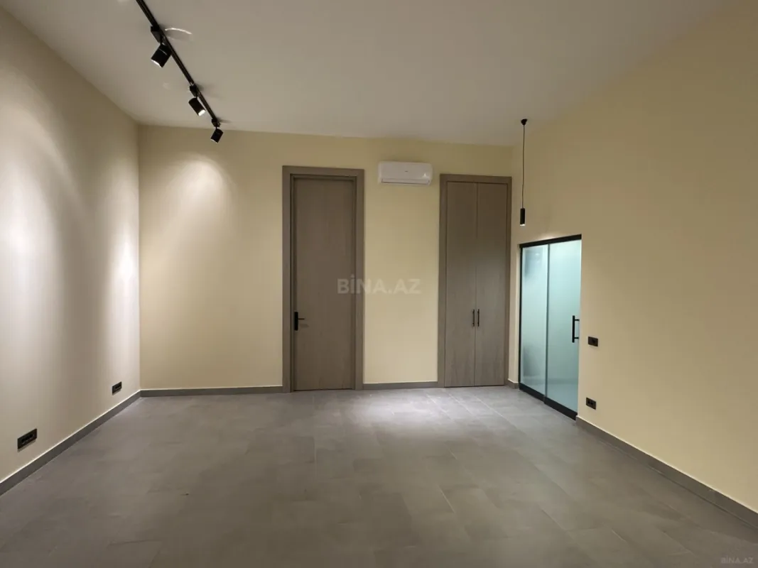 Satılır obyekt 90 m²