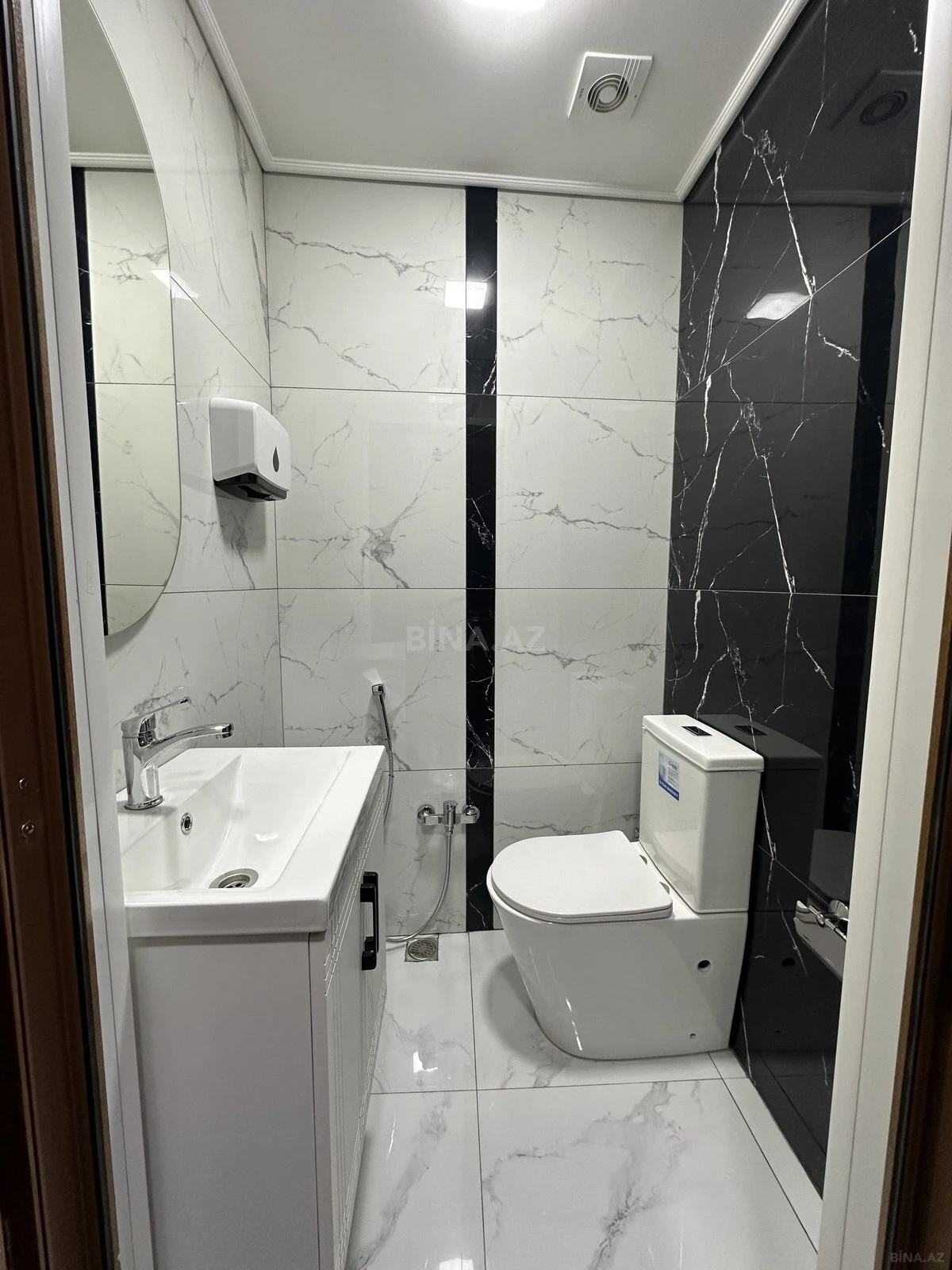 Satılır obyekt 90 m²