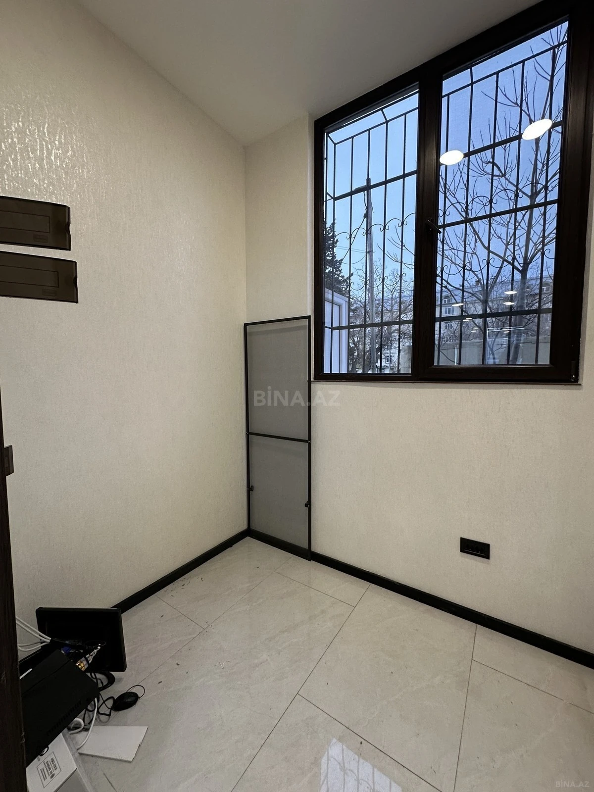 Satılır obyekt 90 m²