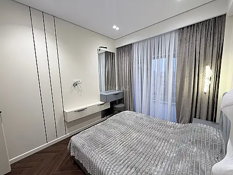Satılır 2 otaqlı mənzil 55 m²