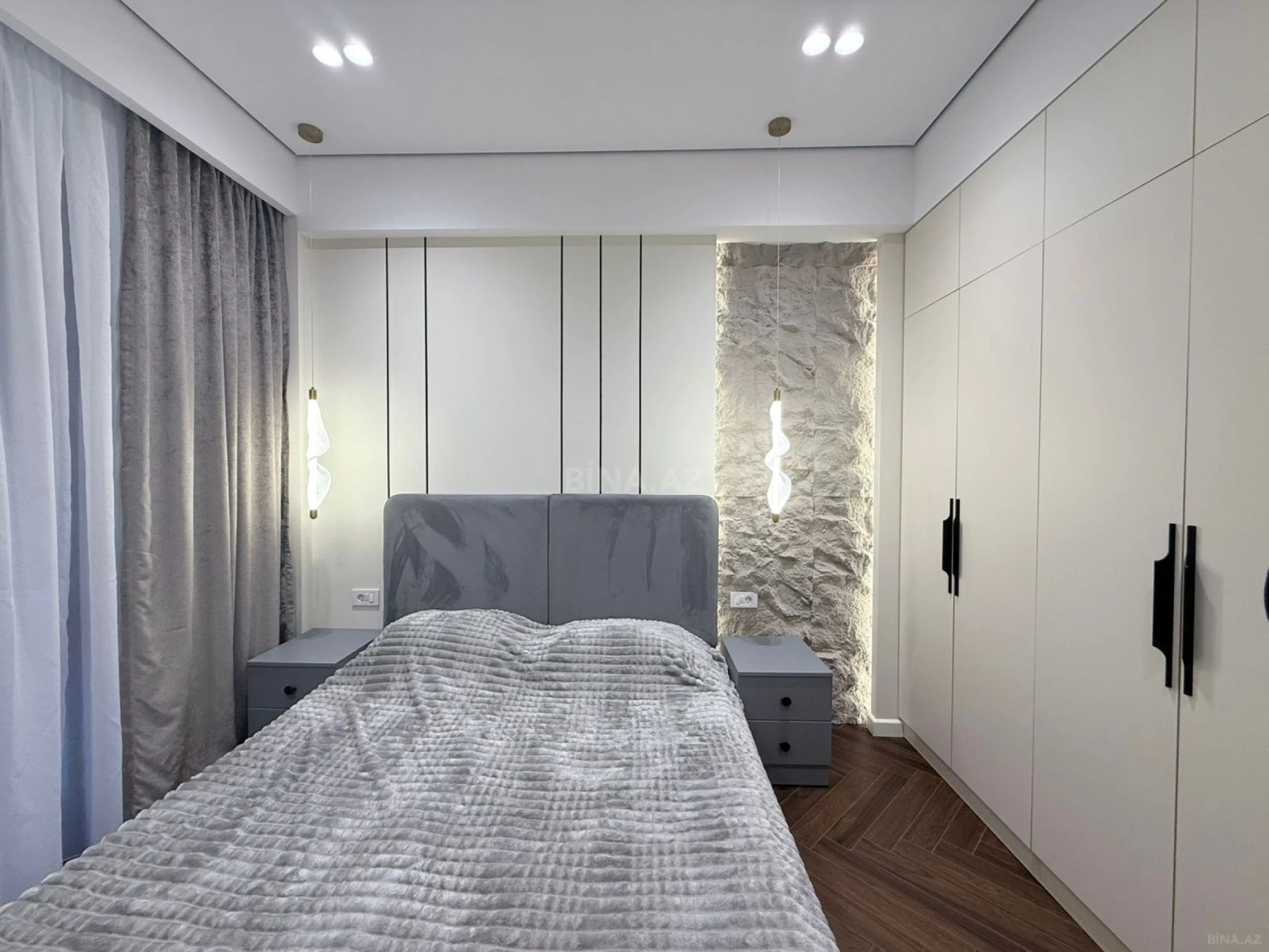 Satılır 2 otaqlı mənzil 55 m²