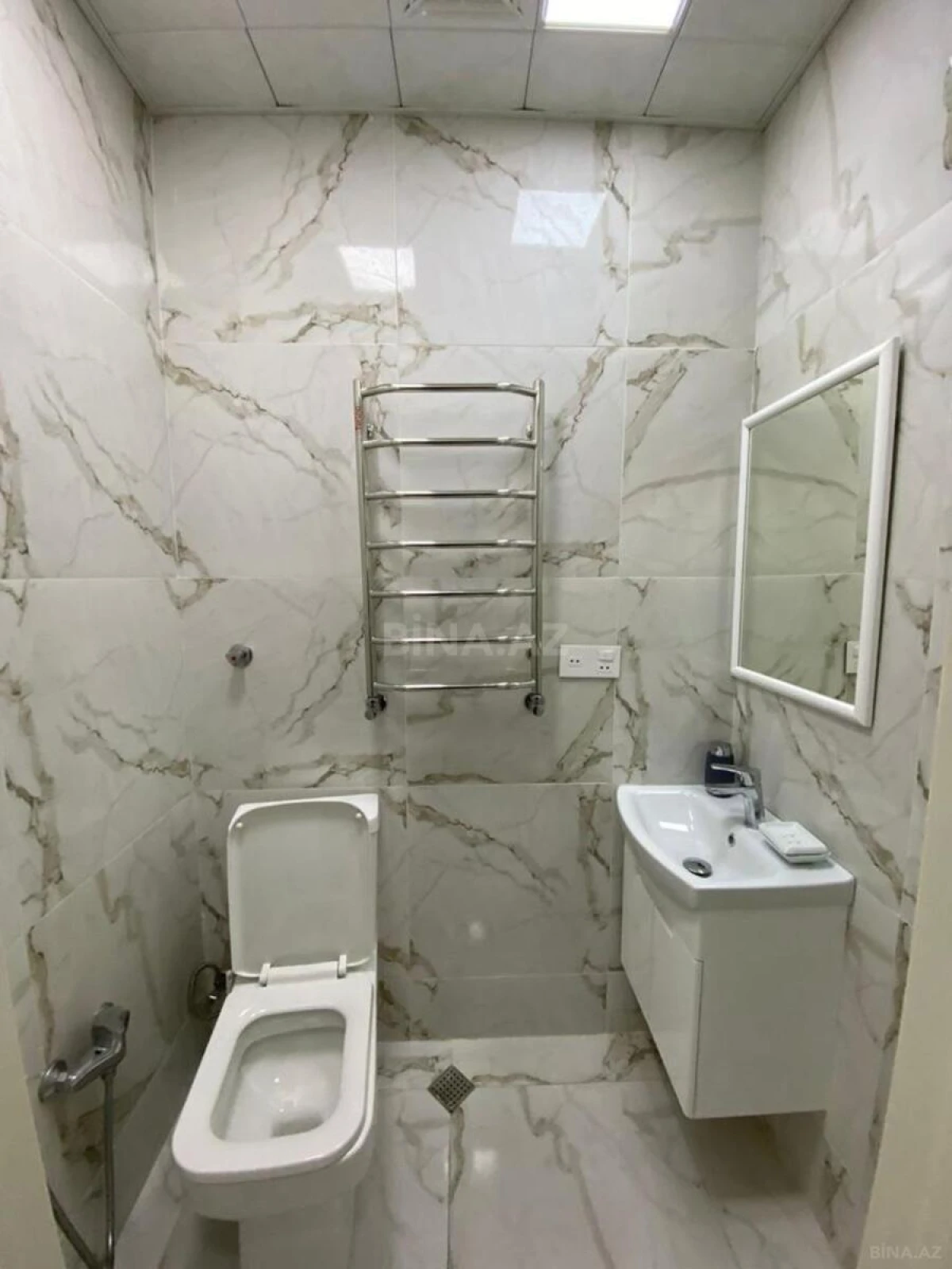 Kirayə verilir 3 otaqlı mənzil 110 m²