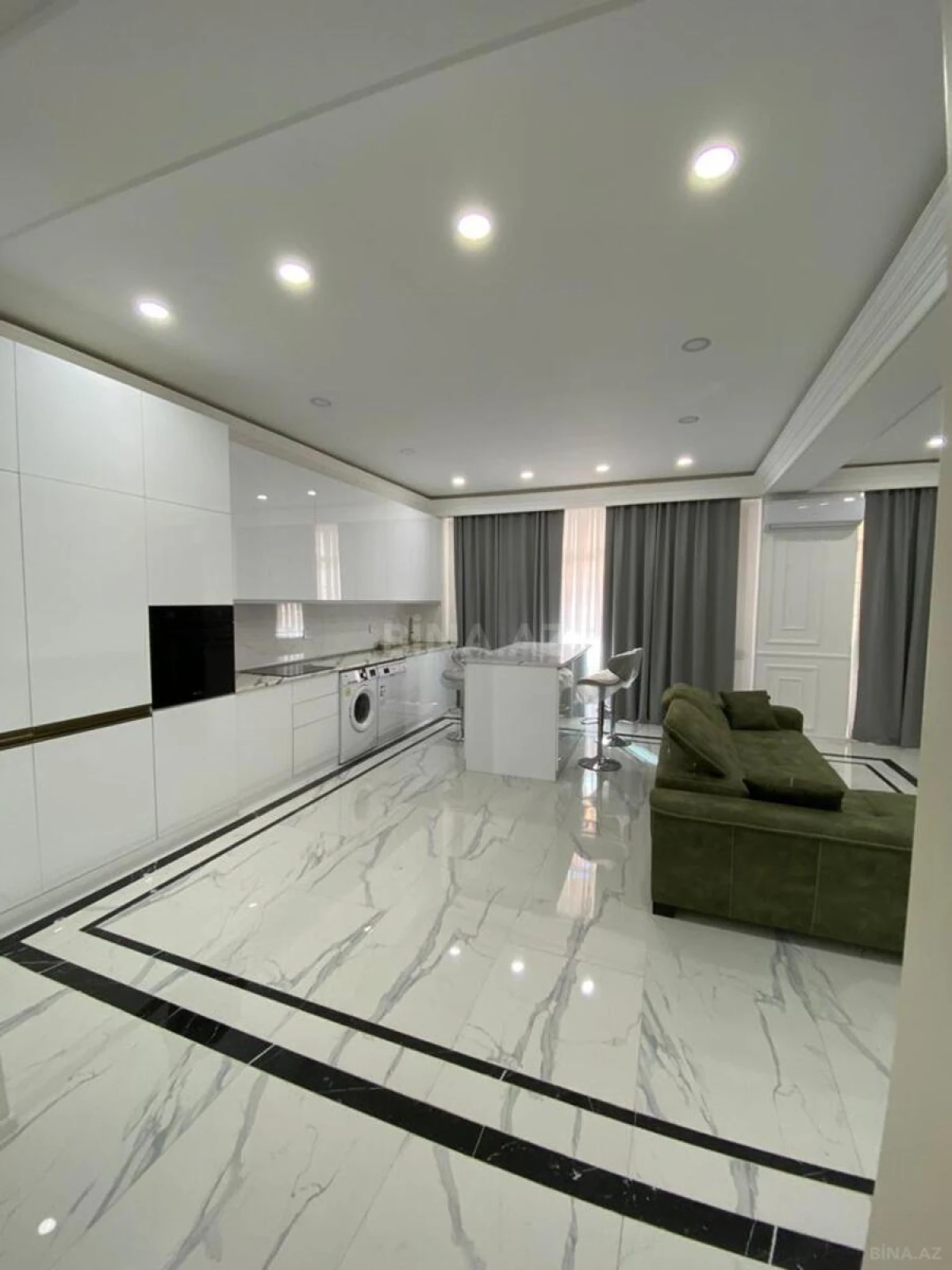 Kirayə verilir 3 otaqlı mənzil 110 m²