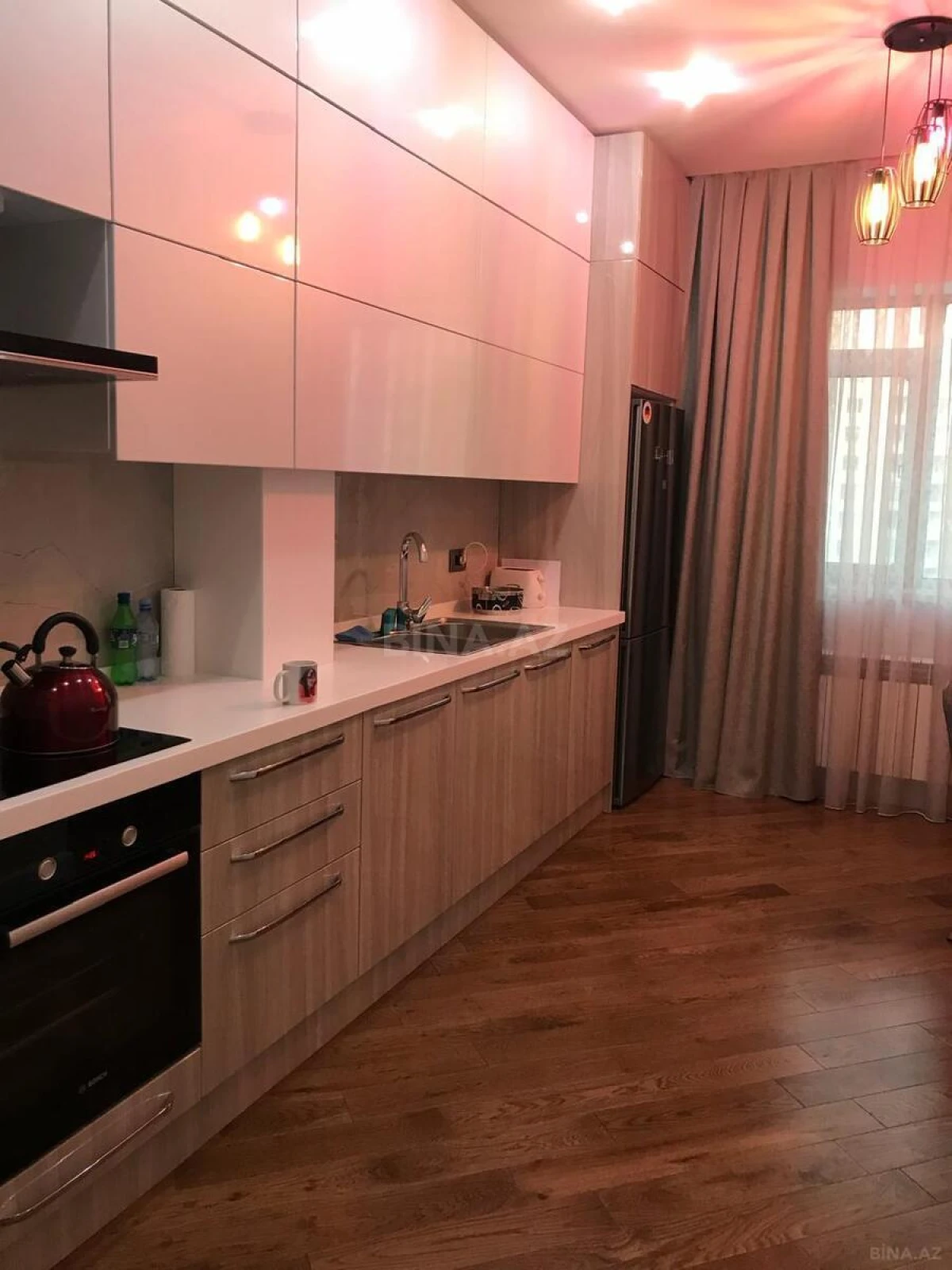 Satılır 3 otaqlı mənzil 115 m²