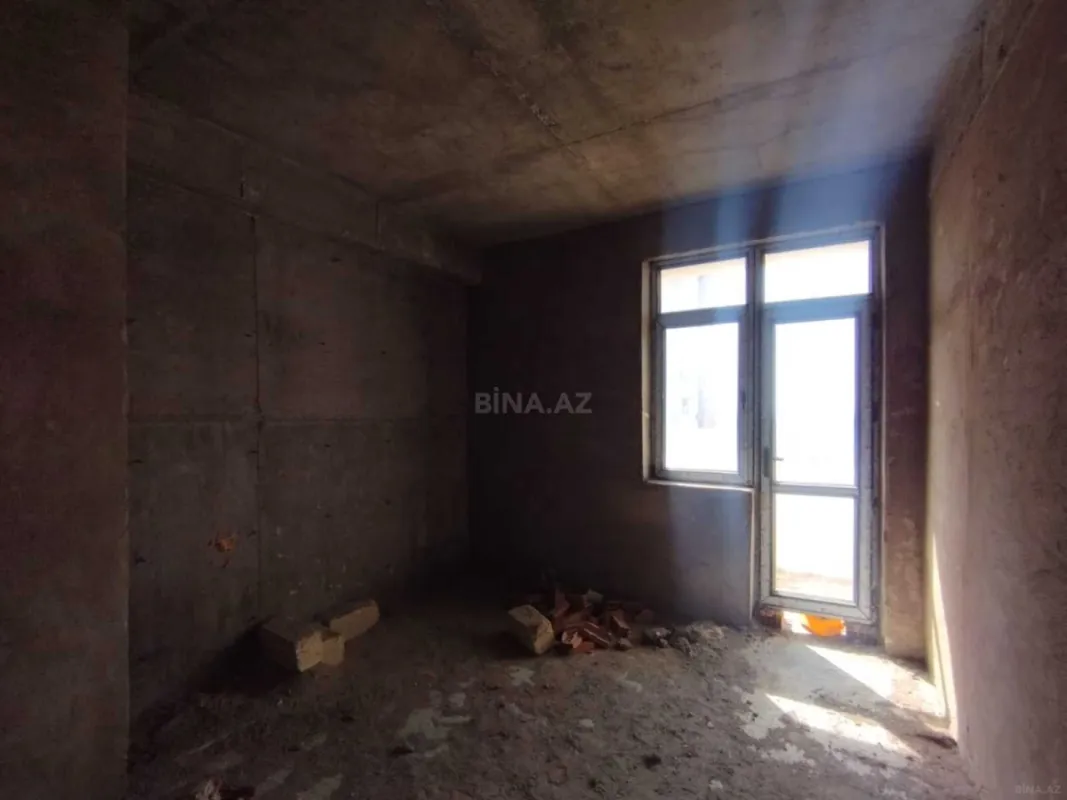 Satılır 2 otaqlı mənzil 85 m²