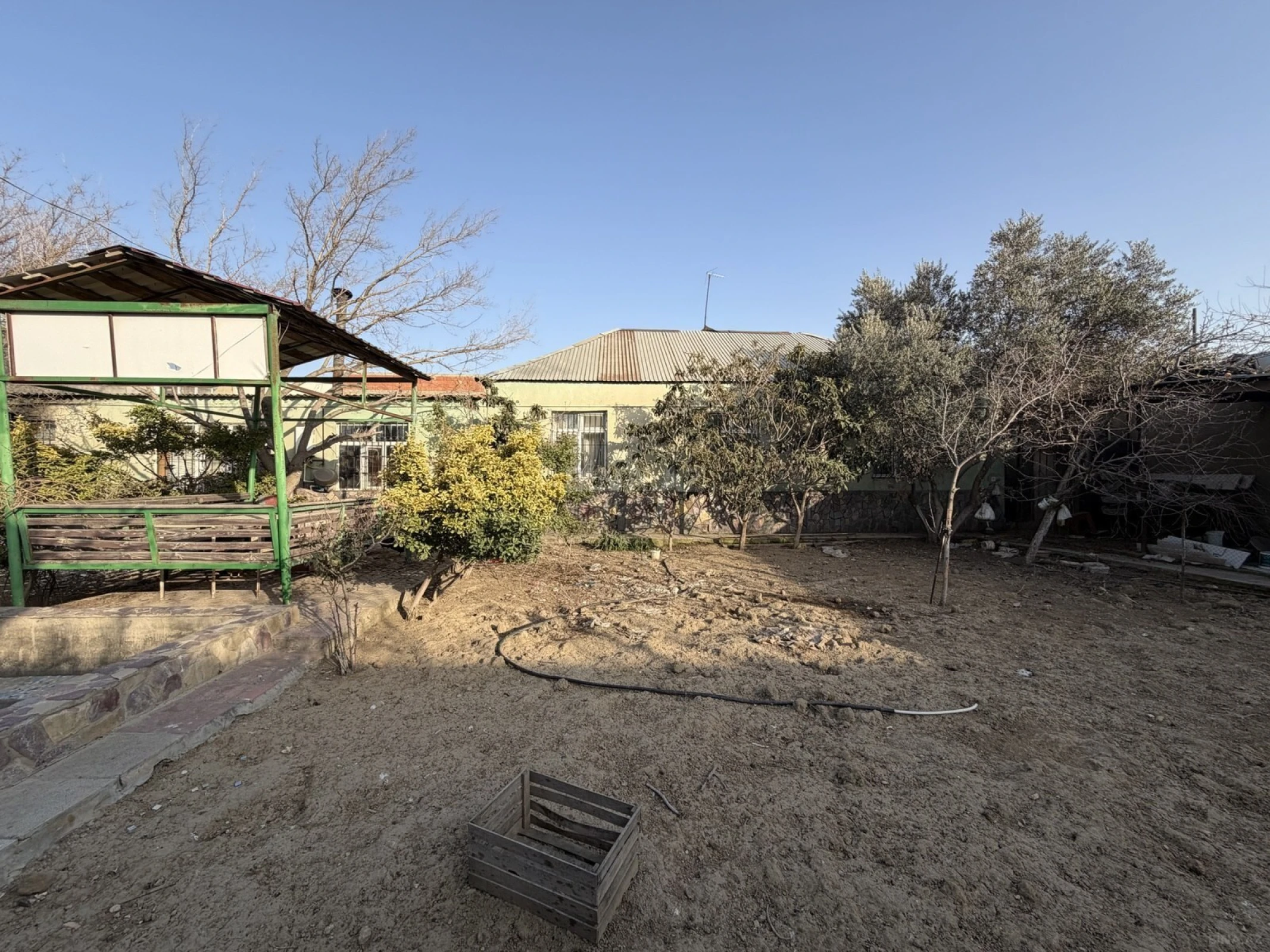 Satılır obyekt 1250 m²