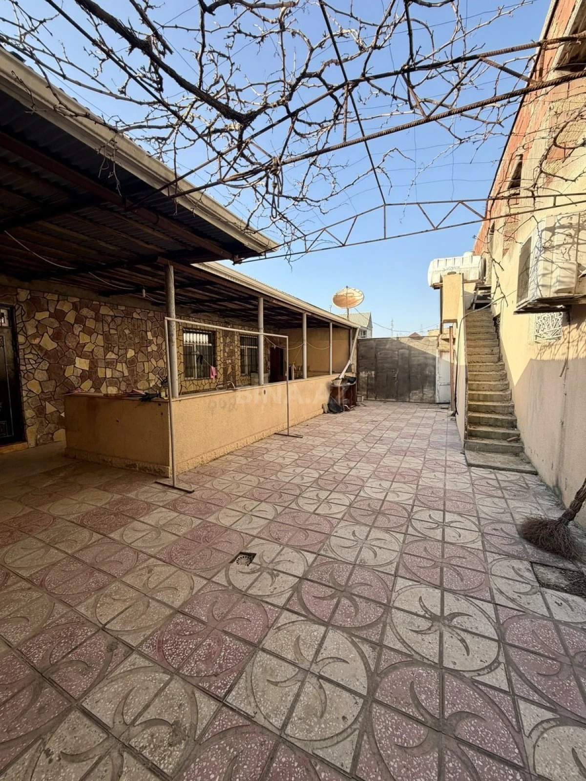 Satılır obyekt 1250 m²