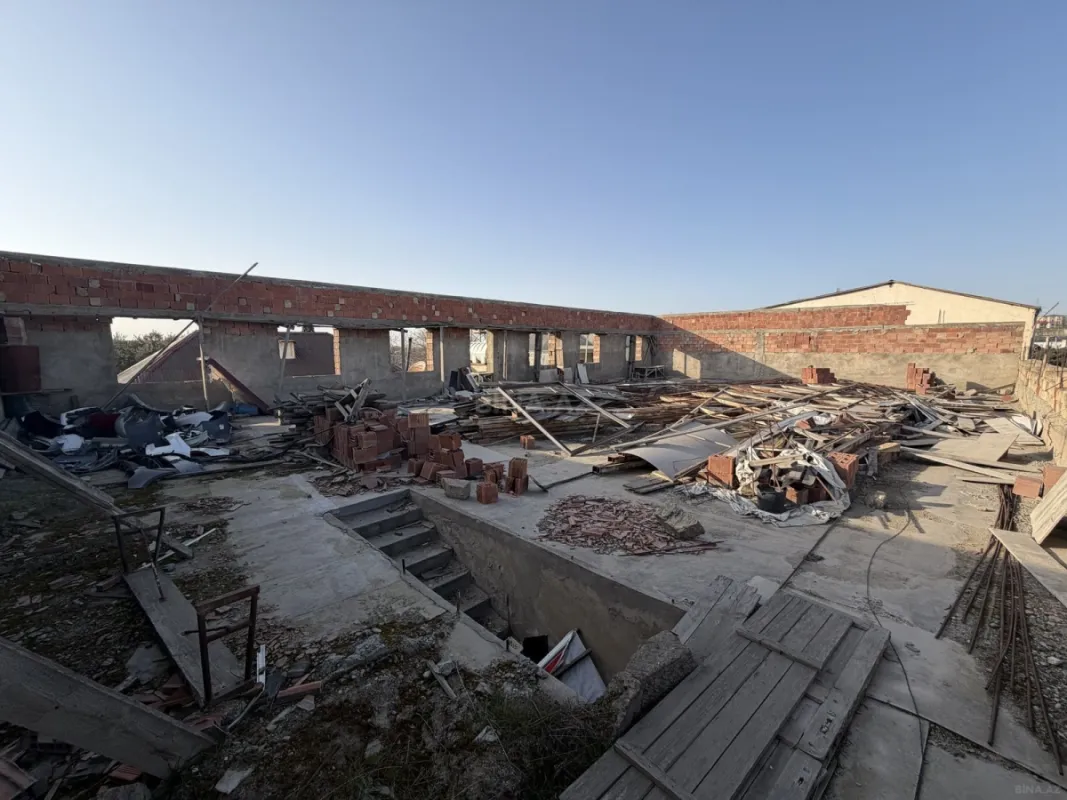 Satılır obyekt 1250 m²