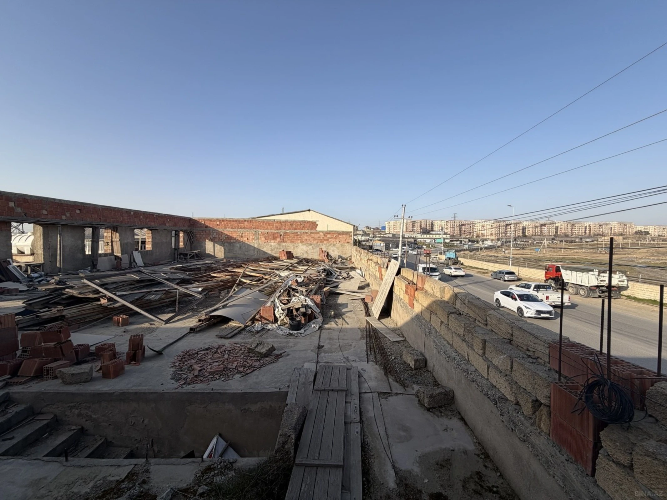 Satılır obyekt 1250 m²