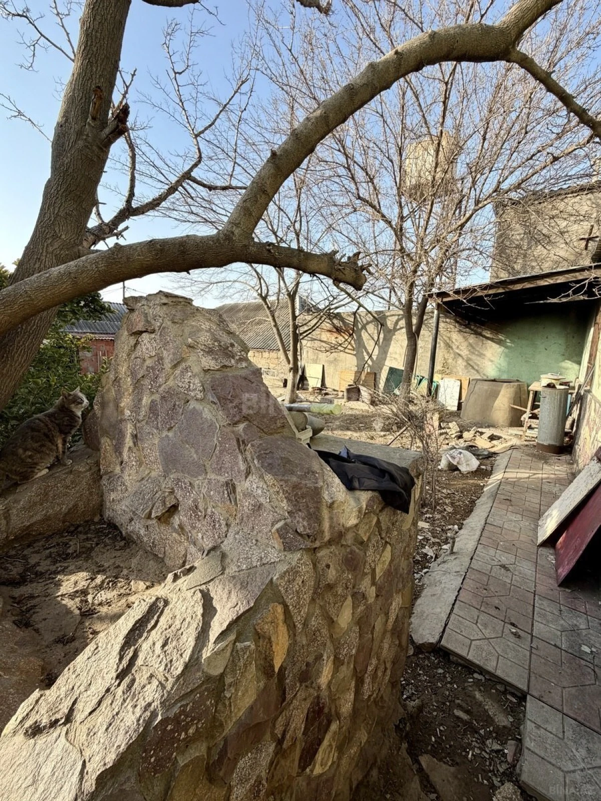 Satılır obyekt 1250 m²