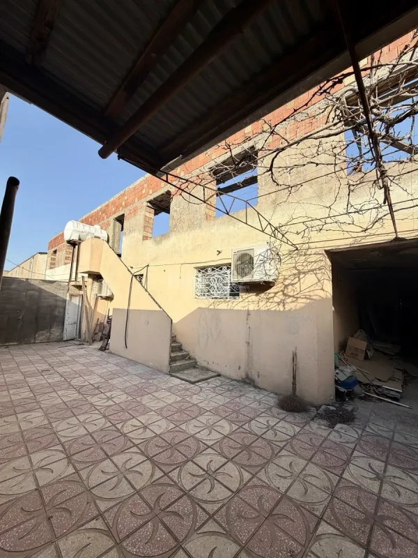 Satılır obyekt 1250 m²