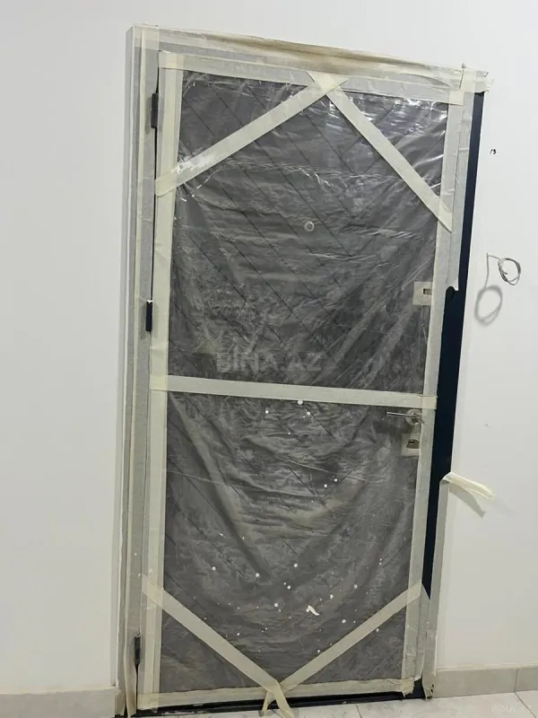 Satılır 3 otaqlı mənzil 109 m²