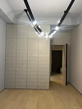 Satılır 3 otaqlı mənzil 109 m²