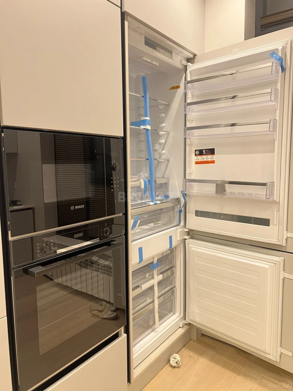 Satılır 3 otaqlı mənzil 109 m²