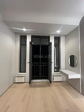 Satılır 3 otaqlı mənzil 109 m²