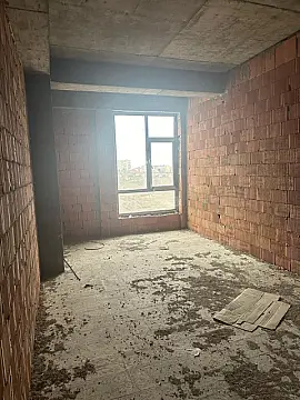 Satılır 2 otaqlı mənzil 80 m²