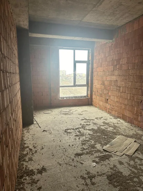 Satılır 2 otaqlı mənzil 80 m²